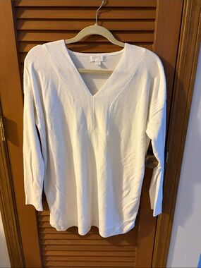 Barefoot Dreams Cream V-Neck Sweater